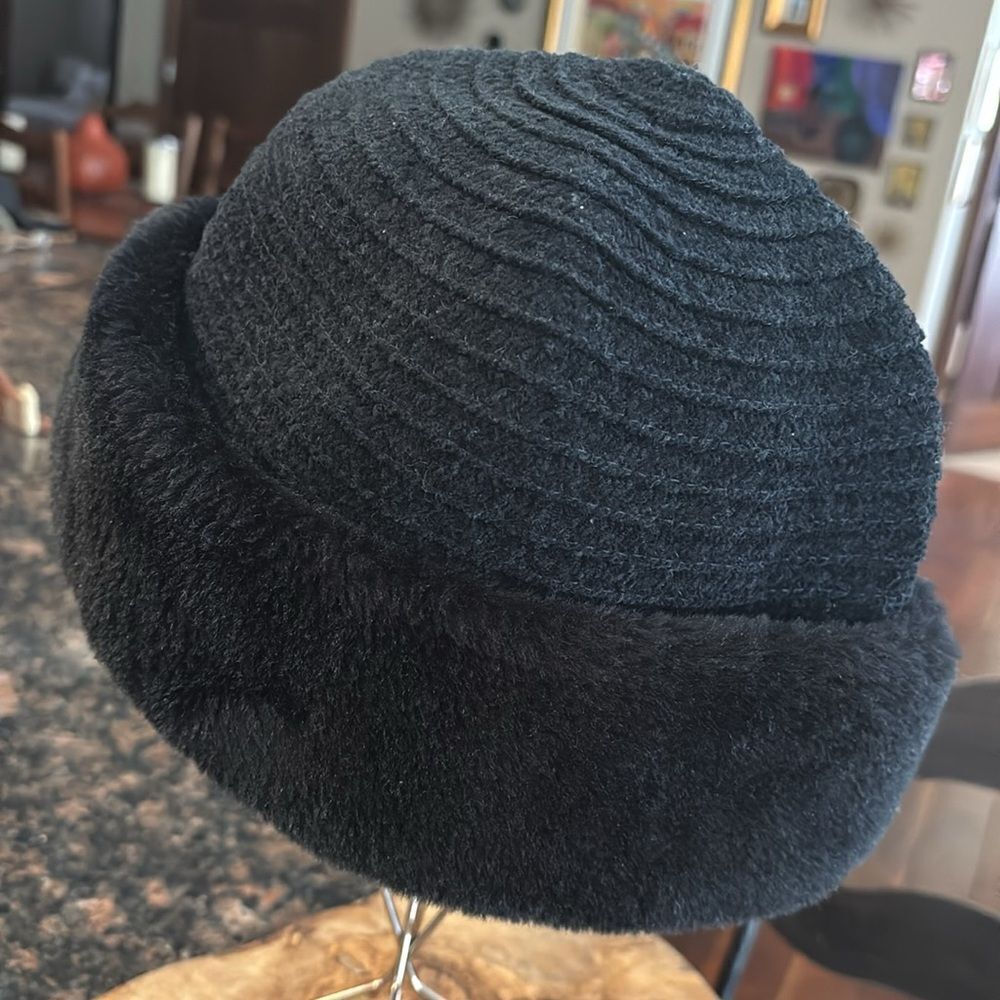 Kate Landry Hat - Picture 2 of 6